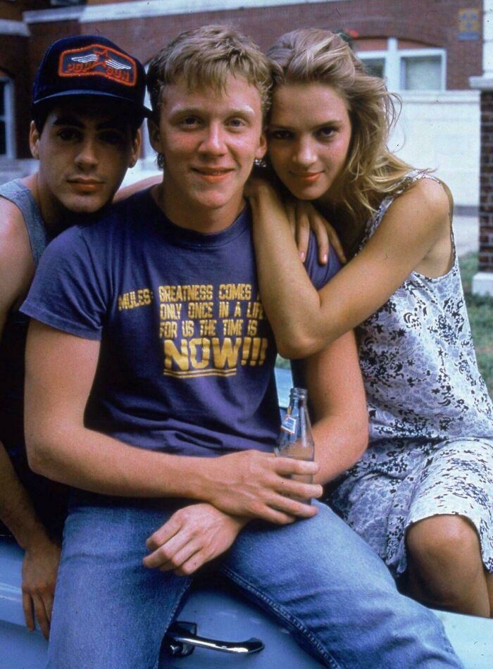 Robert Downey Jr, Anthony Michael Hall y Uma Thurman, 1987
