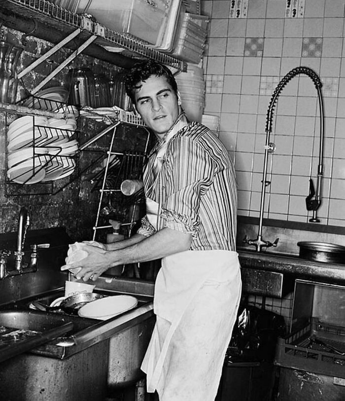 Joaquin Phoenix, 1996