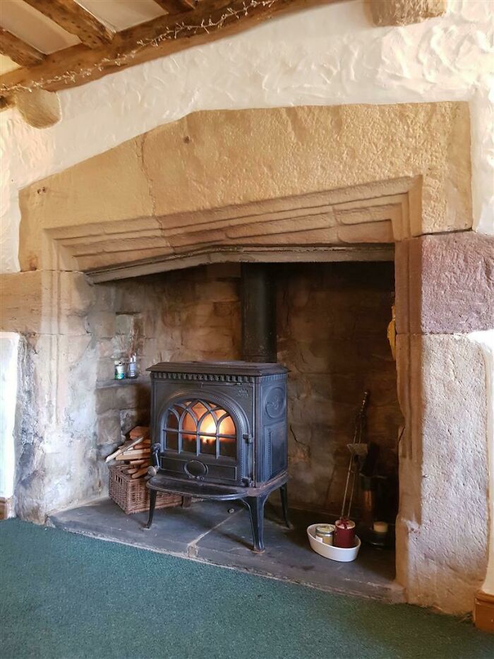 Chimenea de 1500 en mi casa de campo de 1640