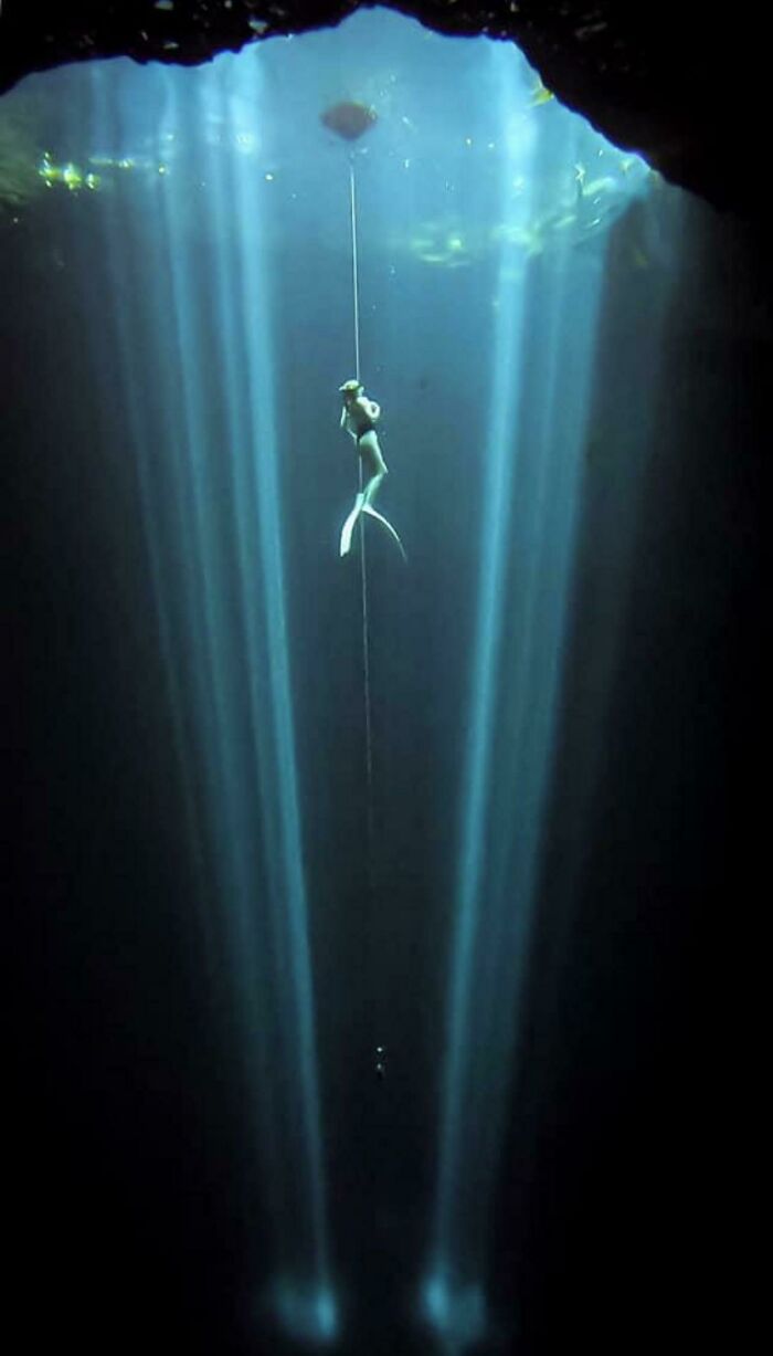 Porque todos mis amigos dicen que esta foto mía practicando apnea les pone los pelos de punta