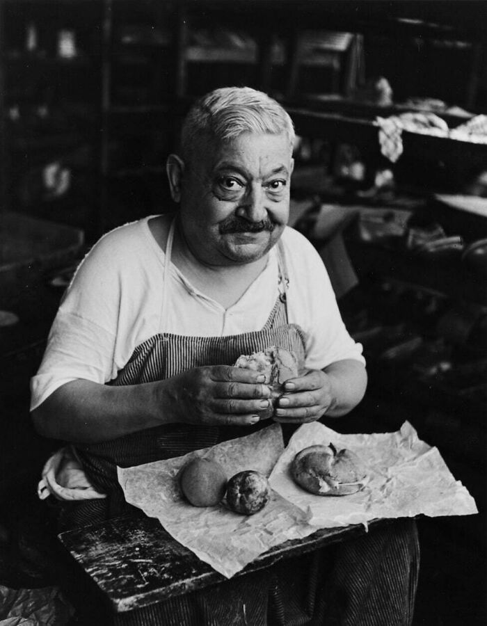 El almuerzo del zapatero, 1944. Por Bernard Cole