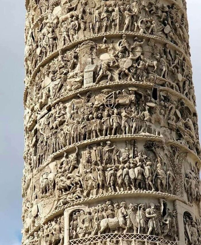El nivel de detalle de la columna de Marco Aurelio en Roma, terminada hacia el año 193 d. C.