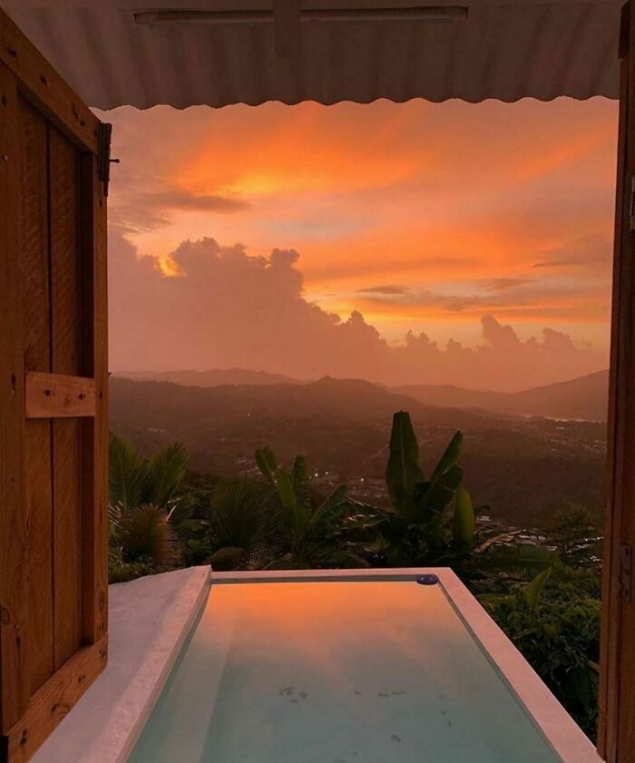 40 Homes That Feel Too Dreamy To Be Real, As Shared On The ‘Somewhere I Would Like To Live’ Instagram Account