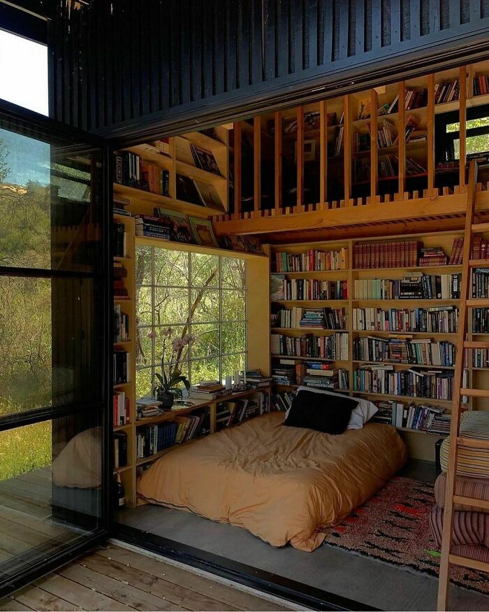 40 Homes That Feel Too Dreamy To Be Real, As Shared On The ‘Somewhere I Would Like To Live’ Instagram Account