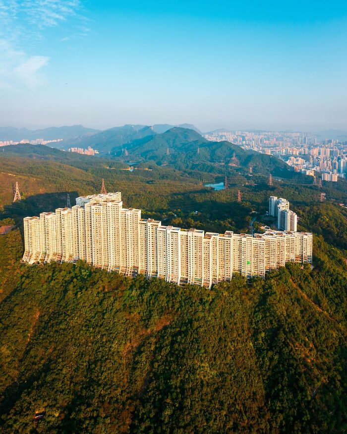 Photographer Shows Why Hong Kong Is Called The Concrete Jungle (30 Pics)