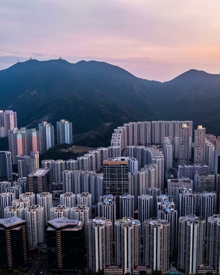 Photographer Shows Why Hong Kong Is Called The Concrete Jungle (30 Pics)