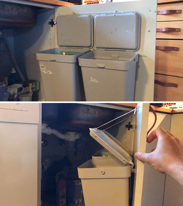 Cubos de basura de IKEA pegados a la puerta con un sistema de cuerdas para que se abran las tapas