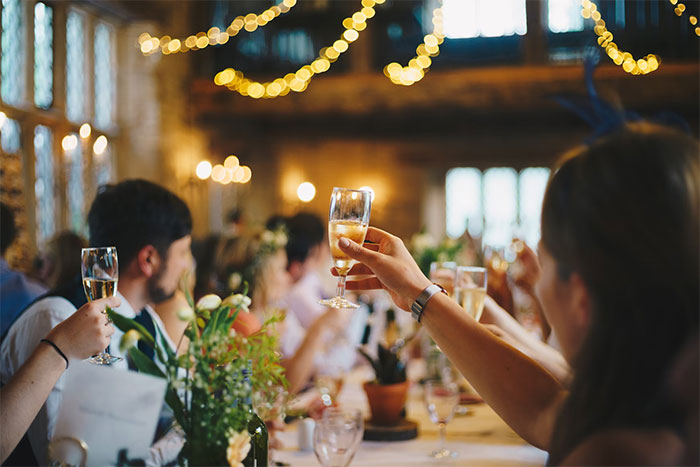 25 Personas cuentan lo que odian ver en las bodas
