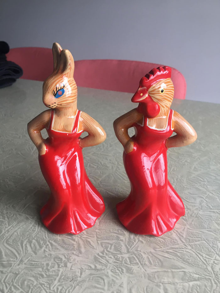 Mi pareja encontró estas dos extrañas joyas con un mes de diferencia en dos estados distintos