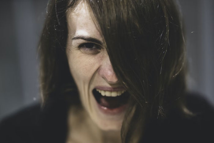 20 Personas cuentan historias sobre sus vecinos horribles y son peores de lo que crees