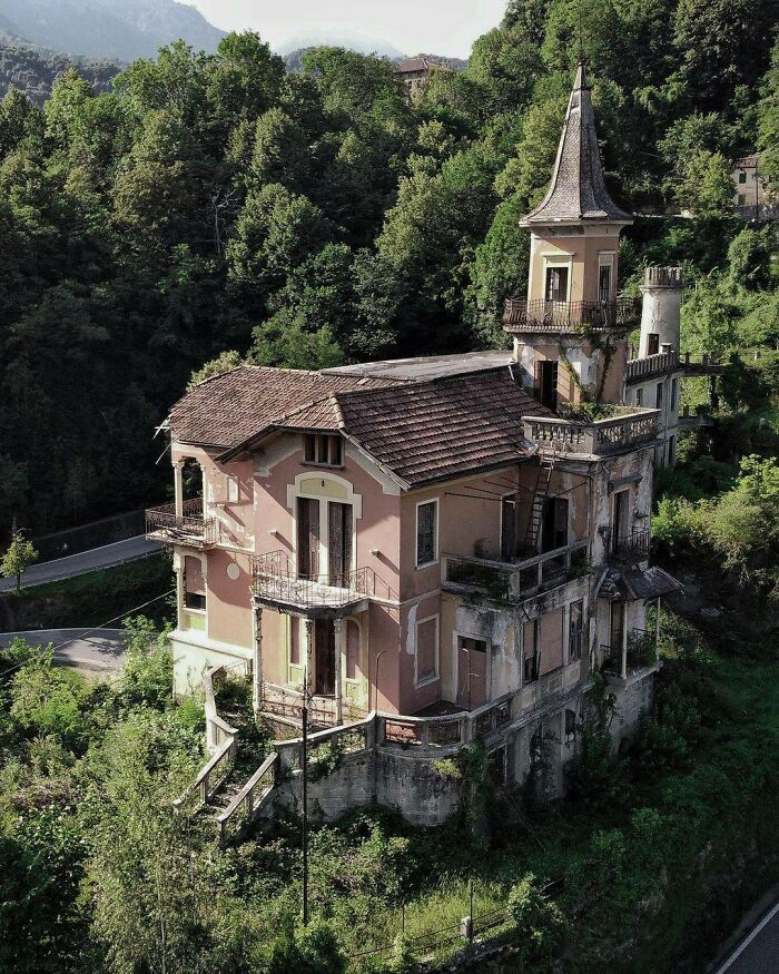 Mansión abandonada en Italia