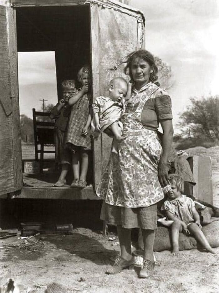 50 Important Historical Photos That Might Change Your Perspective On Things, As Shared By This Facebook Page