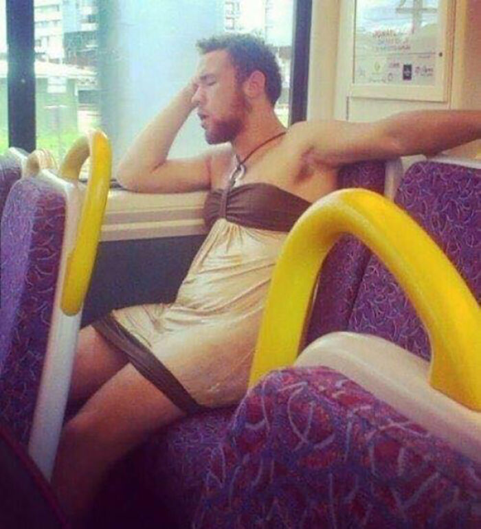 This British Facebook Page Is Sharing 40 Pictures That Prove 'Random' Is A Daily Thing On 'The Tube'