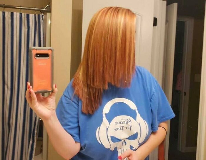 50 Times People Spotted Such Tragic Hairdo Accidents, They Just Had To Share Them In This Online Group