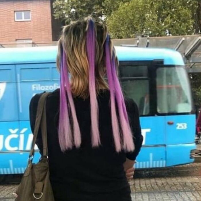 50 Times People Spotted Such Tragic Hairdo Accidents, They Just Had To Share Them In This Online Group
