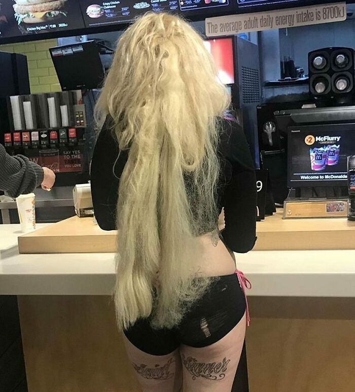 50 Times People Spotted Such Tragic Hairdo Accidents, They Just Had To Share Them In This Online Group