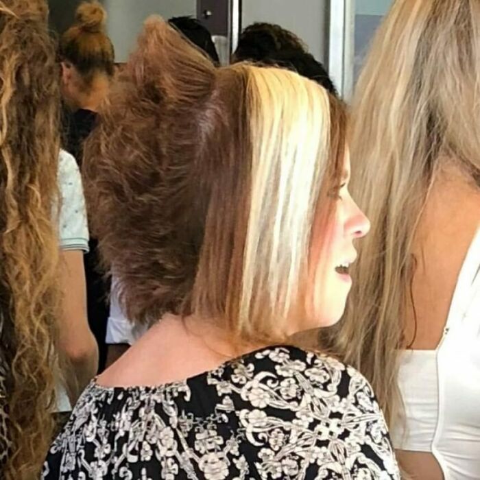 50 Times People Spotted Such Tragic Hairdo Accidents, They Just Had To Share Them In This Online Group