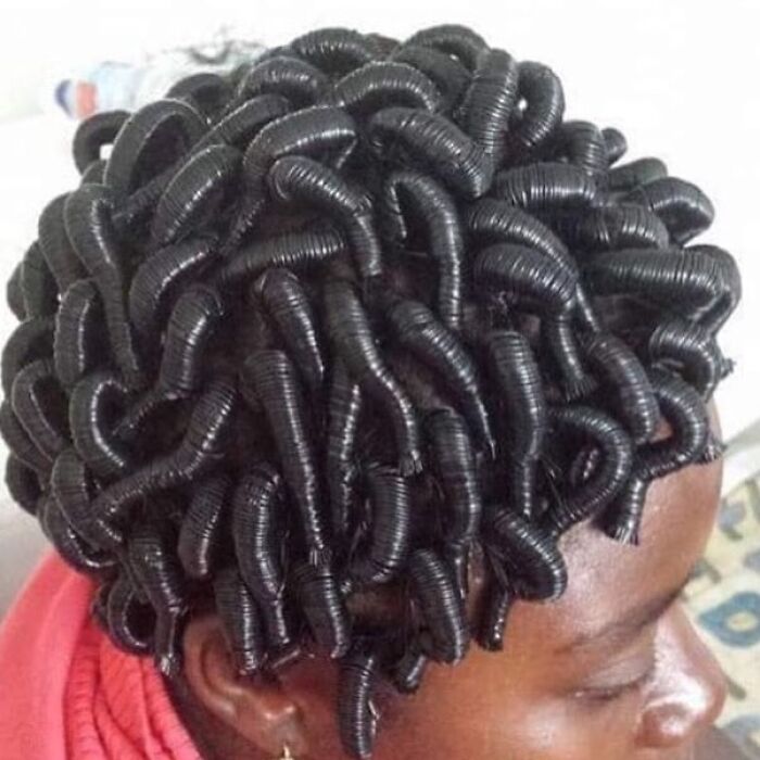 50 Times People Spotted Such Tragic Hairdo Accidents, They Just Had To Share Them In This Online Group
