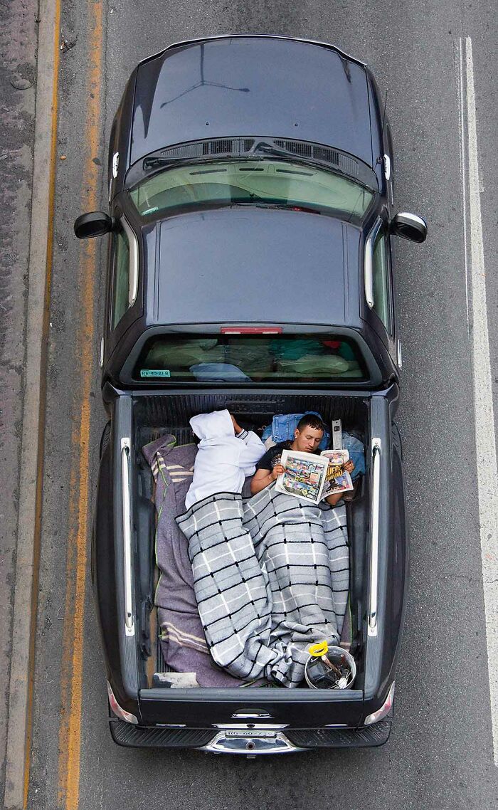 Photographer Takes Aerial Photos Of Daily Commuters Around Mexico In His Series “Carpoolers” (30 Pics)