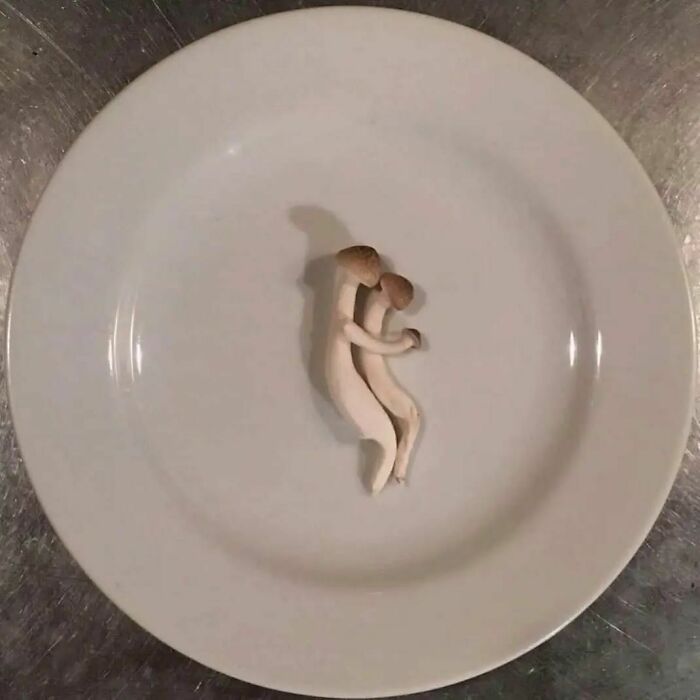 40 Of The Best "Chaotic Food" Pics That Might Raise A Few Questions