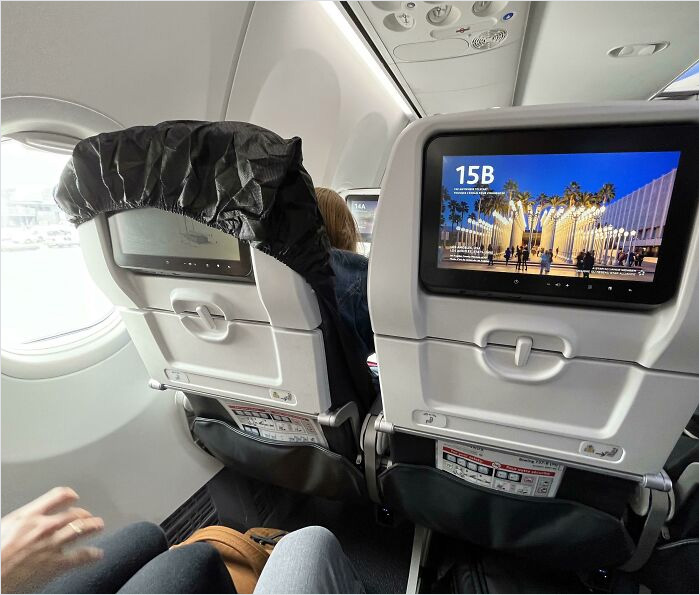 Supongo que mi esposa no podrá entretenerse durante este vuelo…