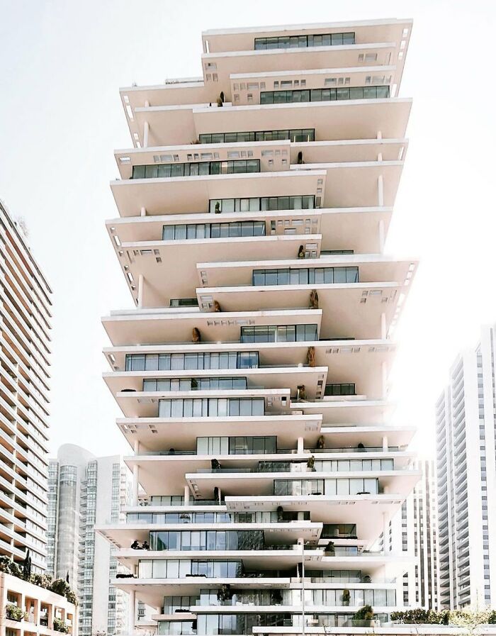 Beirut, Líbano... ¡Sintiéndome mareado! Este es un post que aprecia la arquitectura interesante