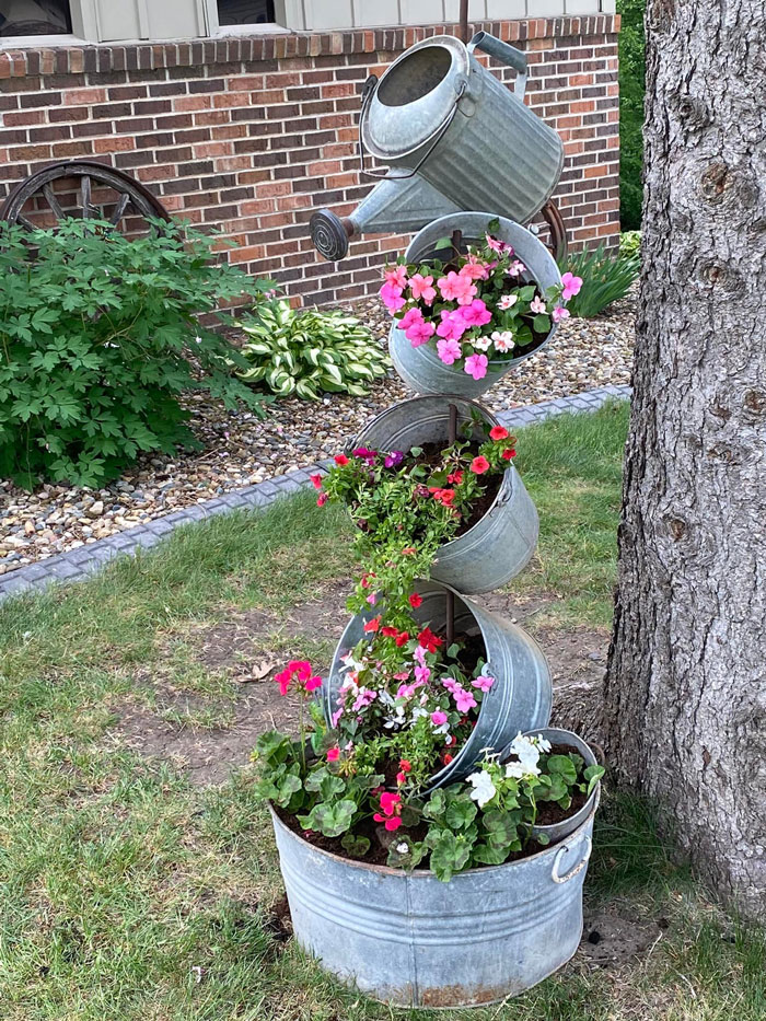 40 Creative Gardening Examples People Shared On This Facebook Group With 1.1M Members