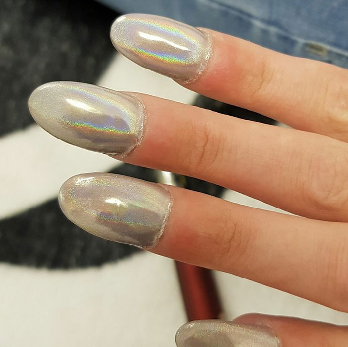 Esto es lo que le ocurrió a mi cliente cuando fue a un salón de manicura diferente sin haber investigado antes