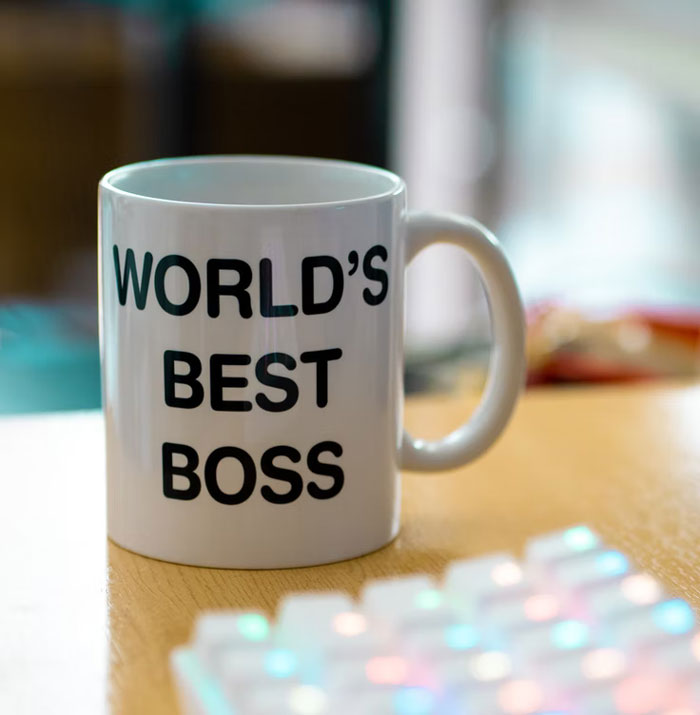 20 Personas que se dieron cuenta de que trabajaban para un idiota