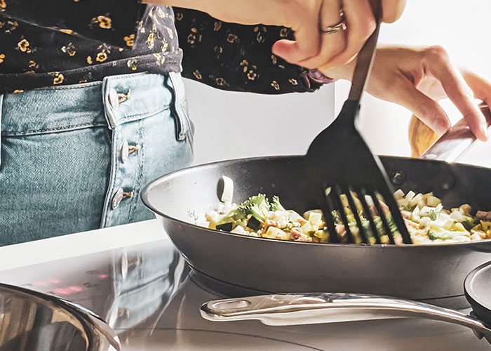 20 Chefs molestos comentan los errores comunes en la cocina que cometen los aficionados