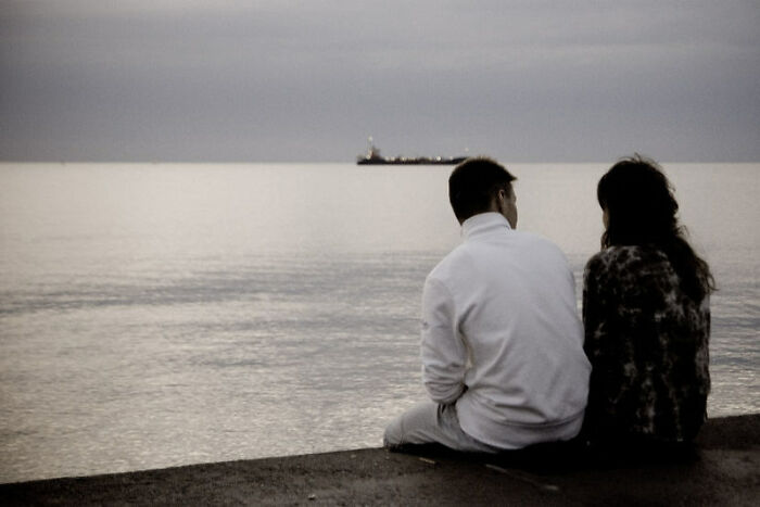 20 Mujeres revelan secretos que desearían contar a sus parejas pero que temen arruinar sus relaciones