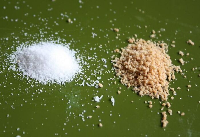 Los cocineros caseros revelan 25 ingredientes "secretos" que utilizan para que la comida sepa mejor