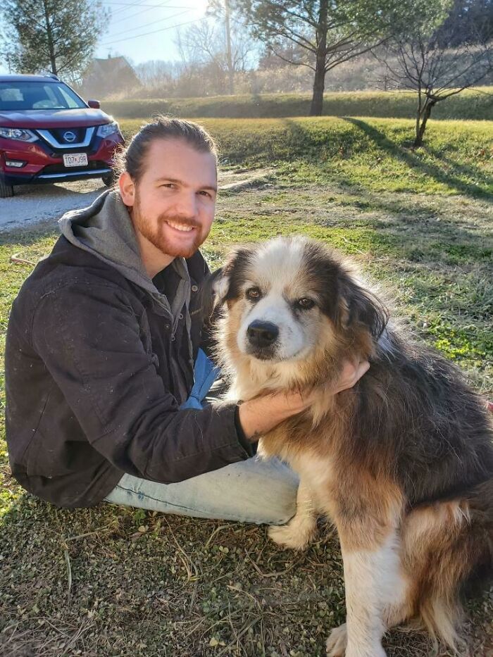 Aquí hay una mejor foto de Wolfe a los 19 años. Sigue siendo mi cachorrito después de 19 años