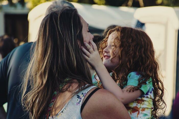 18 Padres se sinceran sobre cómo es criar a hijos que no querían tener