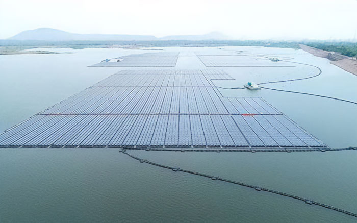 Planta de energía solar flotante en Ramagundam, India
