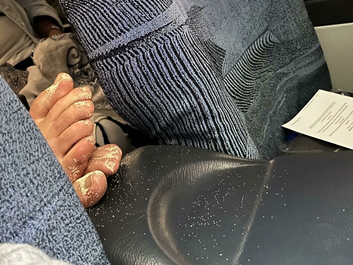 ¿Hay un podólogo en el avión?