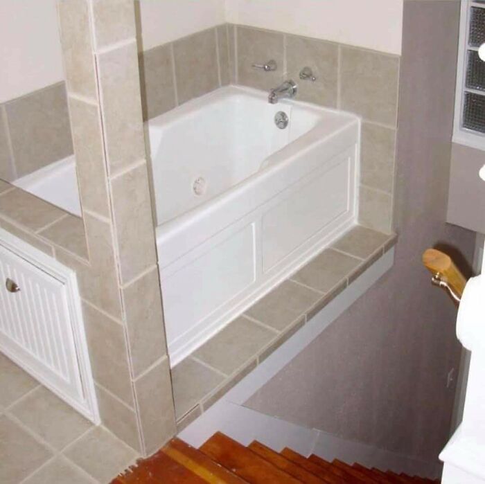 ¿Alguien quiere salir de la bañera y bajar por las escaleras?