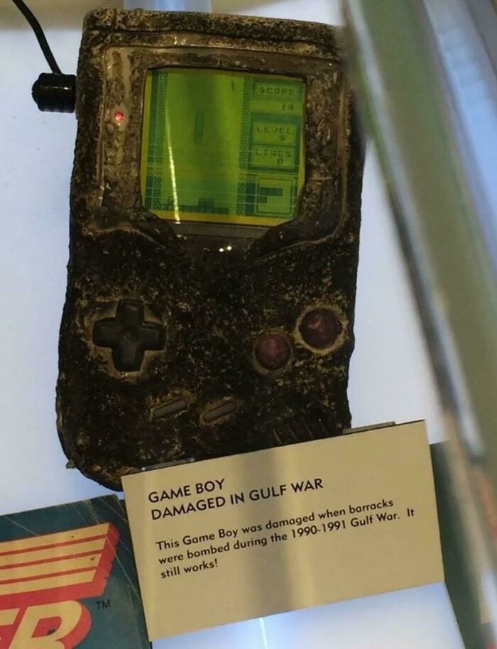 Game Boy que sobrevivió a la Guerra del Golfo (1991)