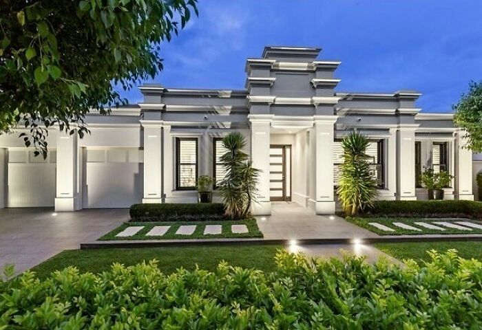 Someone Is Documenting Ugly Houses They See Around Adelaide, And These 35 Do Not Disappoint
