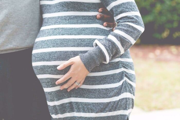 El New York Times publicó esta infografía sobre el permiso de maternidad remunerado e inspiró a estas 20 personas a compartir lo diferente que es donde viven en comparación con EEUU