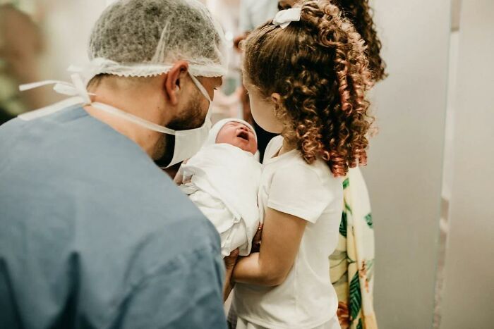 El New York Times publicó esta infografía sobre el permiso de maternidad remunerado e inspiró a estas 20 personas a compartir lo diferente que es donde viven en comparación con EEUU