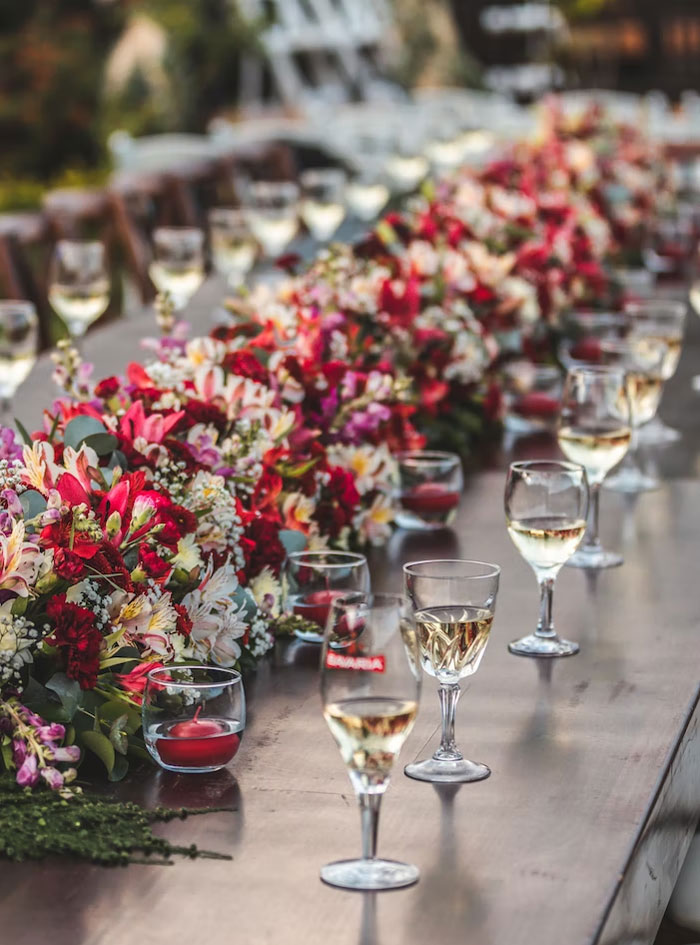 25 Tradiciones de boda muy tontas que la gente aborrece