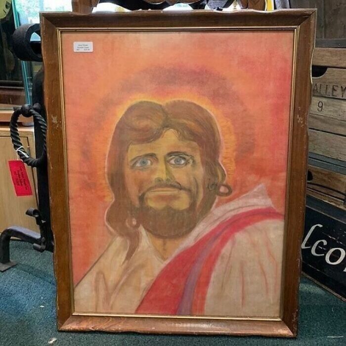 50 Confusing And Funny Photos Without Any Context, As Shared By This Instagram Page