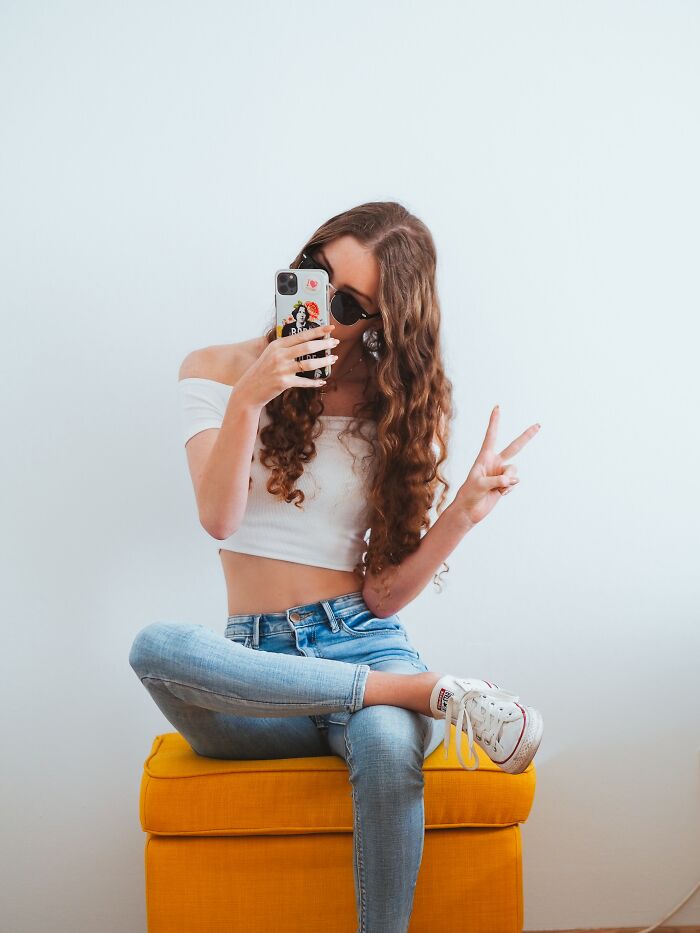 "En realidad es muy raro cuando lo piensas": 25 Cosas consideradas normales que en realidad son extrañas, compartidas por nuestra comunidad