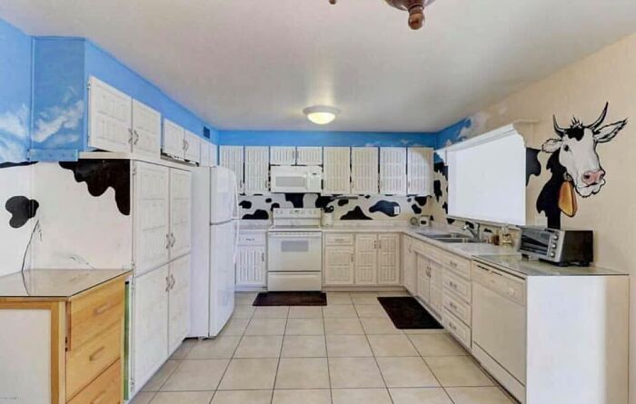 35 Of The Most Awful Homes Shared On The ‘That’s It, I’m Home Shaming’ Facebook Group (New Pics)