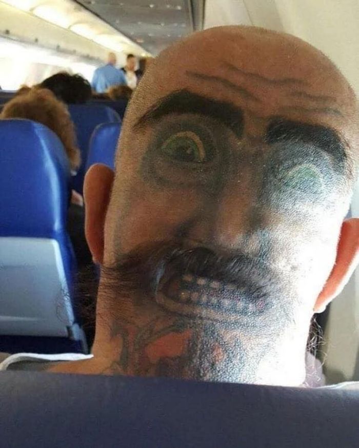 40 Confusing Images Where "Things Only Get Weirder" The Longer You Look