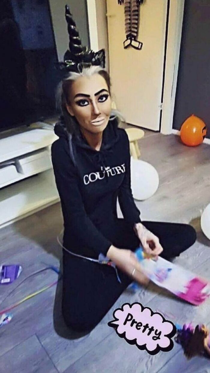 Es de Finlandia y se molesta cuando la gente le señala que edita sus fotos