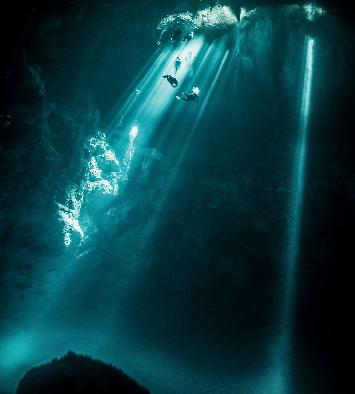 En el cenote de Tulum
