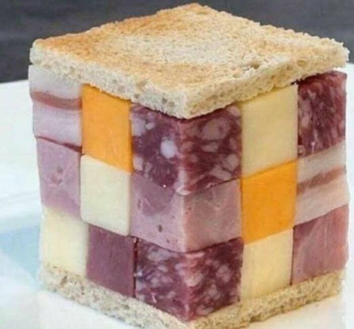El sándwich de Rubik. +20 en puntos de vida y +50 en confusión si no lo resuelves
