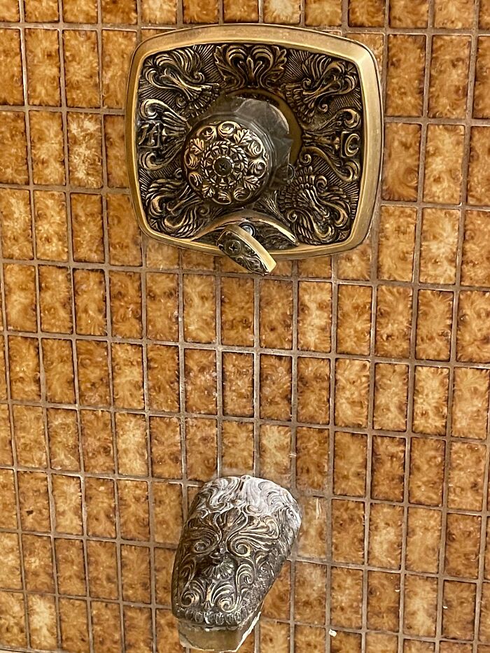 Me encanta encontrarme con viejos grifos llamativos